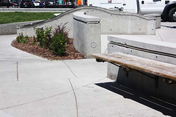 59dae1_24e11d5179d845018a1724f352c3024b~mv2_d_4272_2848_s_4_2 commercial landscaping and concrete work