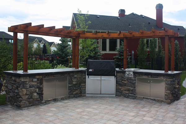 59dae1_4d71fc16cdda42a5a451455c3031c300~mv2_d_7988_5325_s_4_2 residential landscaping