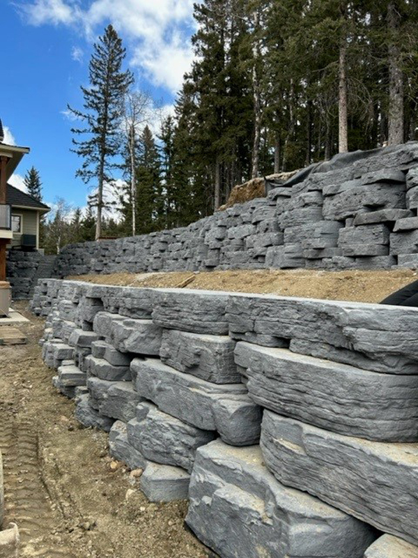 natural stone retaining wall